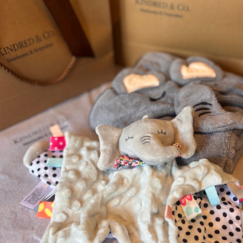 Cosy Elephant Comforter Set