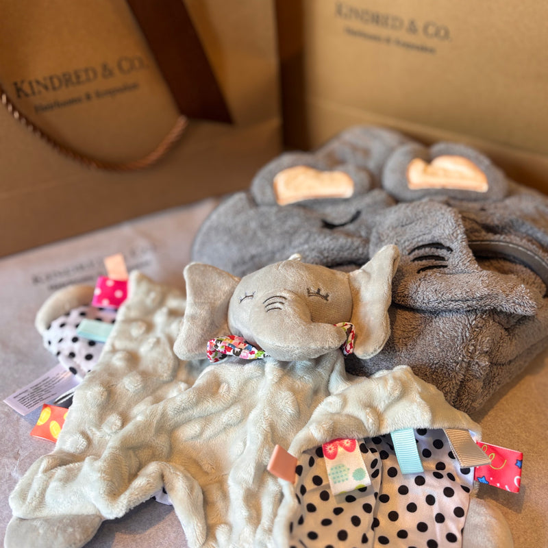 Cosy Elephant Comforter Set