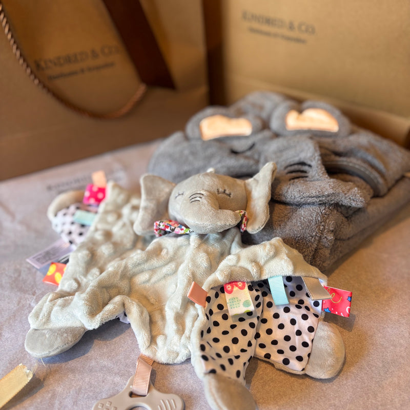 Cosy Elephant Comforter Set